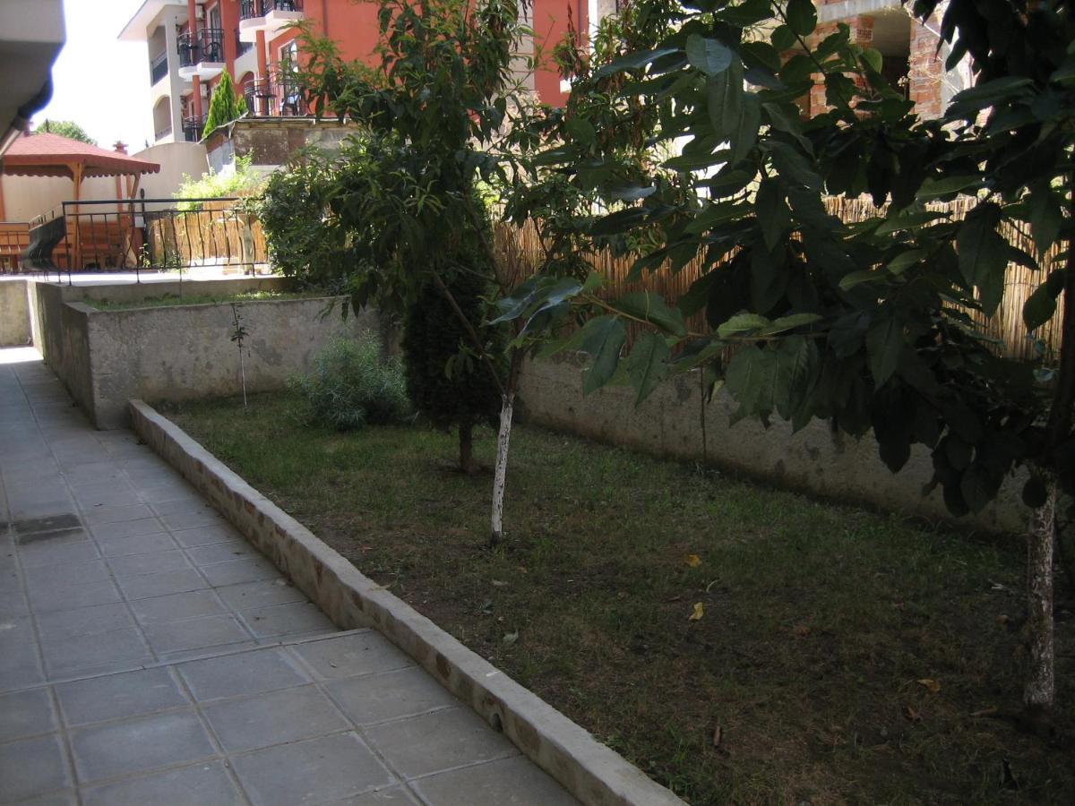 Apartment Lazur By The Sea Ravda Ngoại thất bức ảnh